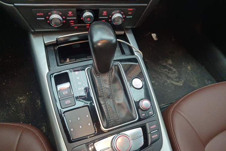 Used Audi A6L 2017 TFSI Technology Edition Gear Lever