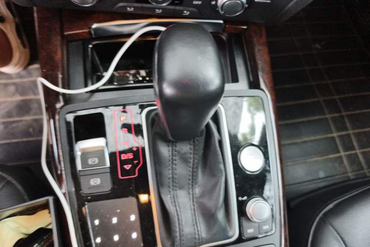 Used Audi A6L 2017 TFSI Technology Edition Gear Lever