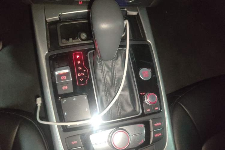 Used Audi A6L 2017 TFSI Technology Edition Gear Lever