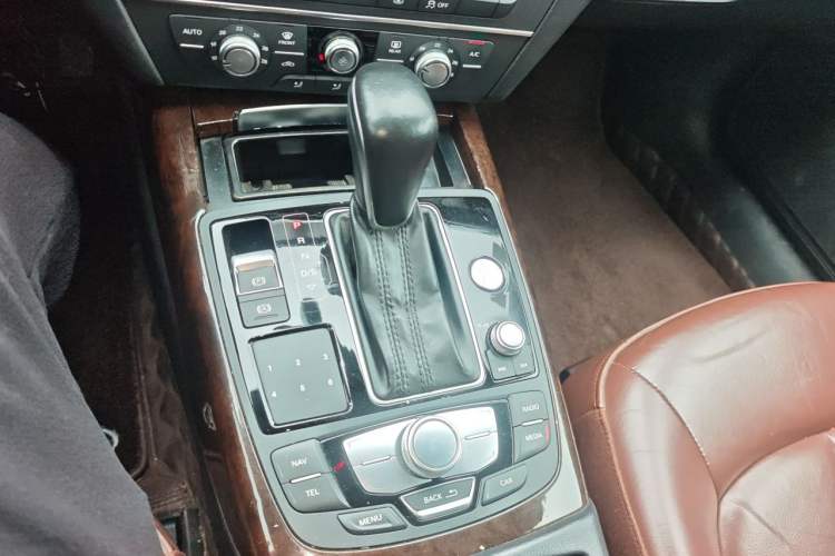 Used Audi A6L 2017 TFSI Technology Edition Gear Lever