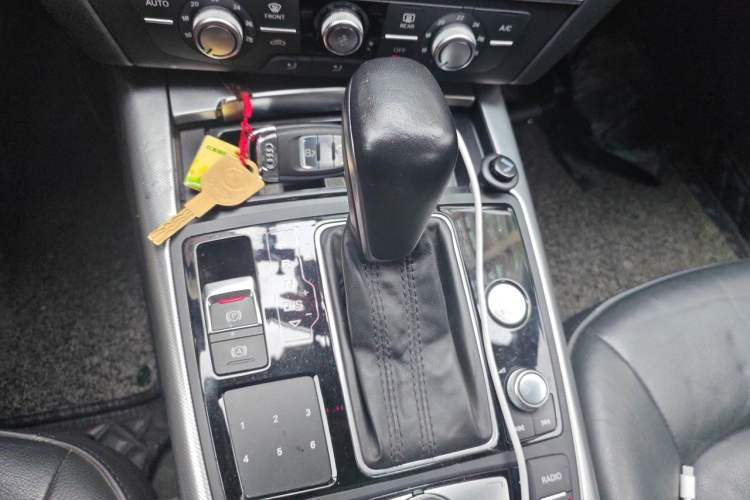 Used Audi A6L 2017 TFSI Technology Edition Gear Lever