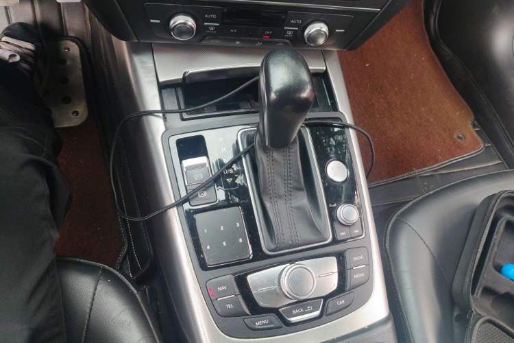 Used Audi A6L 2017 45 TFSI quattro Sport Edition Gear Lever