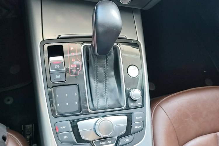 Used Audi A6L 2017 TFSI Technology Edition Gear Lever