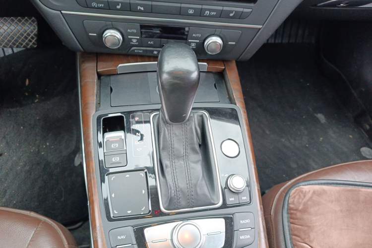 Used Audi A6L 2017 45 TFSI quattro Sport Edition Gear Lever