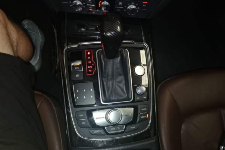 Used Audi A6L 2017 TFSI Technology Edition Gear Lever