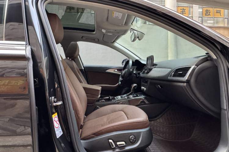 Used Audi A6L 2017 30 FSI Technology Model Interior 2