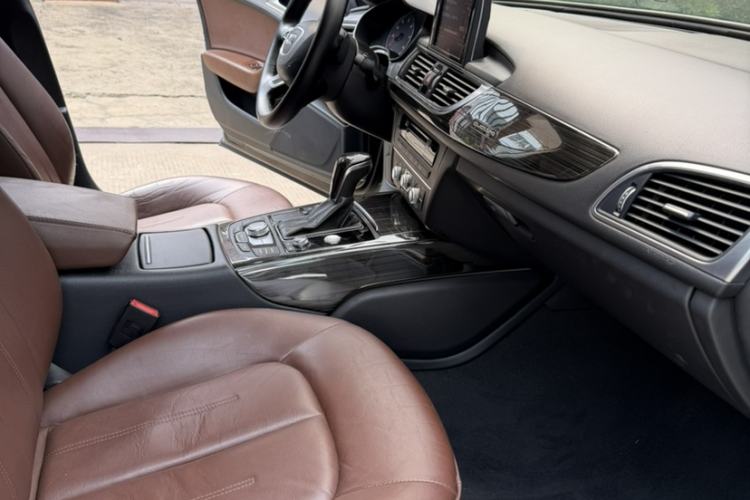Used Audi A6L 2017 TFSI Technology Edition Interior 3