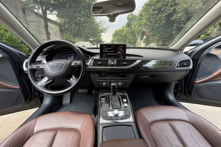 Used Audi A6L 2017 TFSI Technology Edition Interior 8