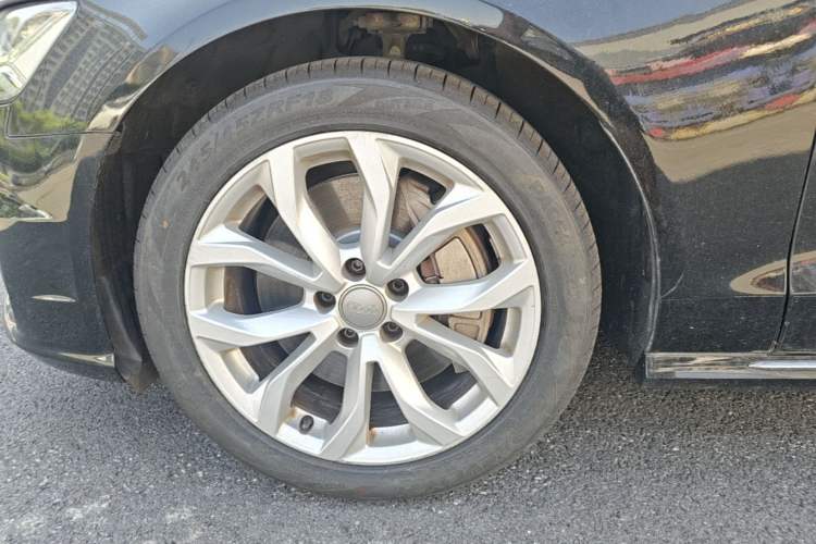 Used Audi A6L 2017 45 TFSI quattro Sport Edition Left Front Wheel Hub