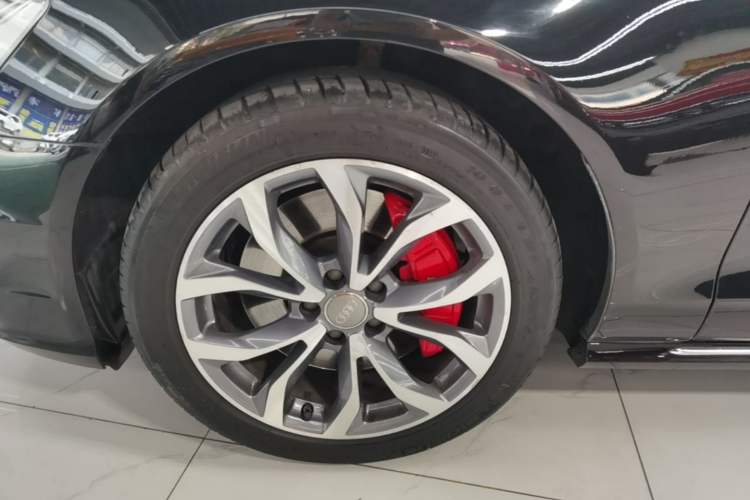 Used Audi A6L 2017 45 TFSI quattro Sport Edition Left Front Wheel Hub