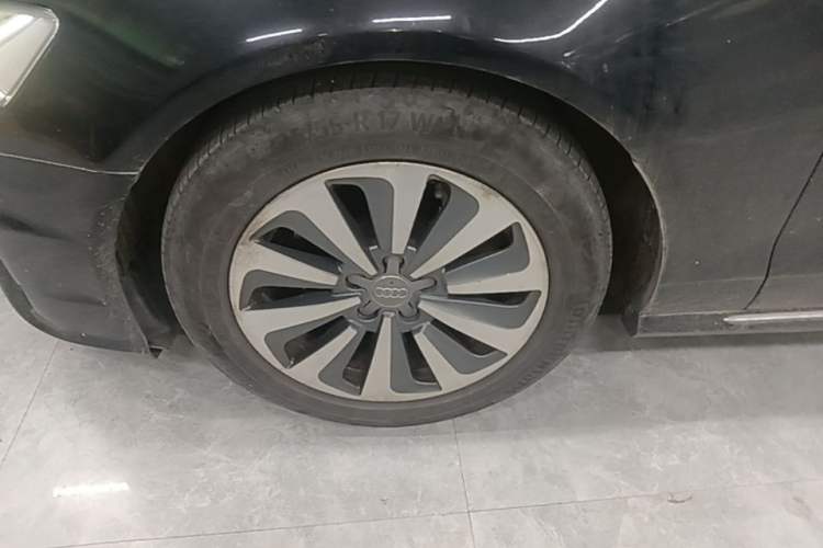 Used Audi A6L 2017 30 FSI Comfort Model Left Front Wheel Hub