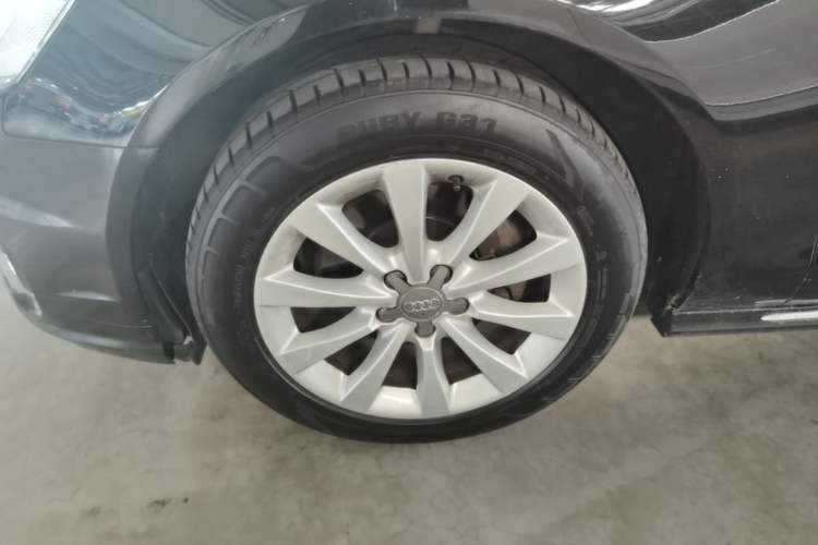 Used Audi A6L 2017 TFSI Technology Edition Left Front Wheel Hub