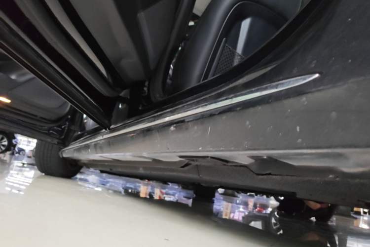 Used Audi A6L 2017 30 FSI Comfort Model Left Side Sill