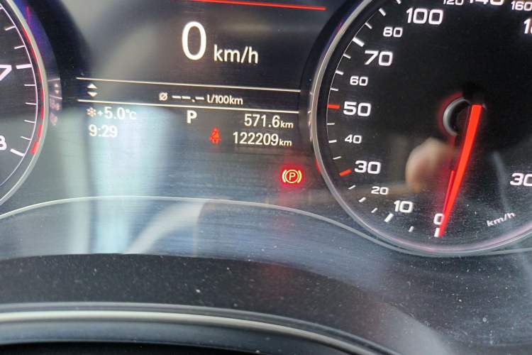 Used Audi A6L 2017 TFSI Technology Edition Odometer Close Up