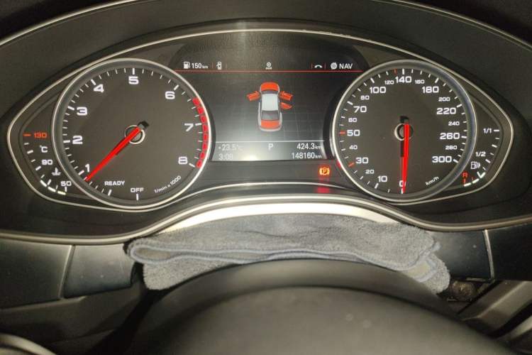 Used Audi A6L 2017 45 TFSI quattro Sport Edition Odometer Close Up