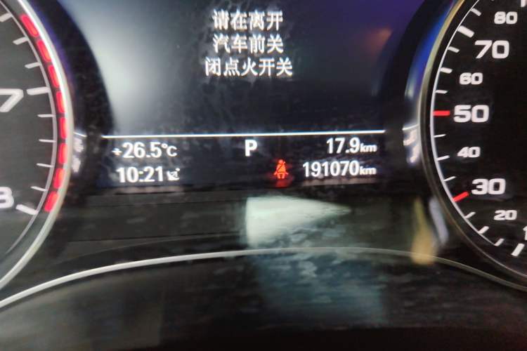 Used Audi A6L 2017 50 TFSI quattro Luxury Edition Odometer Close Up