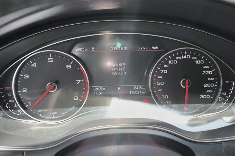 Used Audi A6L 2017 30 FSI Comfort Model Odometer Close Up