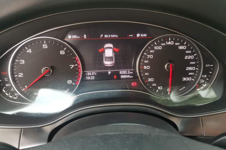 Used Audi A6L 2017 TFSI Technology Edition Odometer Close Up