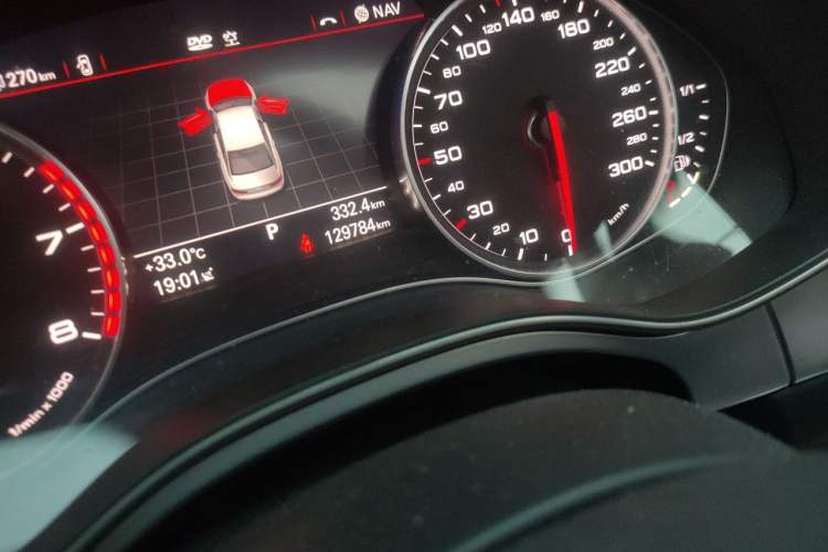 Used Audi A6L 2017 30 FSI Technology Model Odometer Close Up