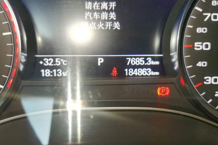 Used Audi A6L 2017 45 TFSI quattro Sport Edition Odometer Close Up