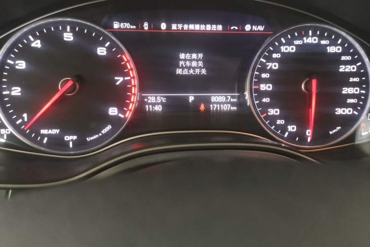 Used Audi A6L 2017 30 FSI Technology Model Odometer Close Up