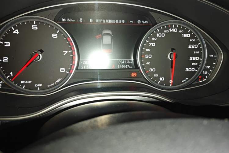 Used Audi A6L 2017 30 FSI Technology Model Odometer Close Up