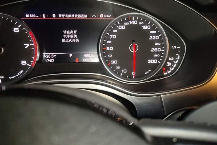 Used Audi A6L 2017 45 TFSI quattro Sport Edition Odometer Close Up