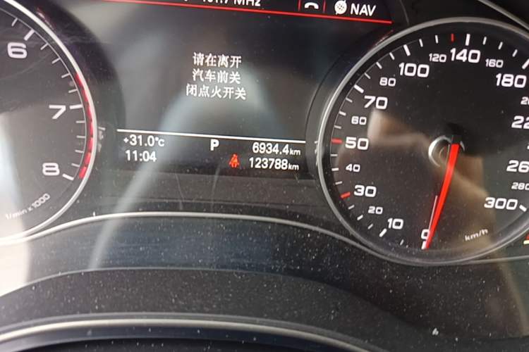Used Audi A6L 2017 TFSI Technology Edition Odometer Close Up