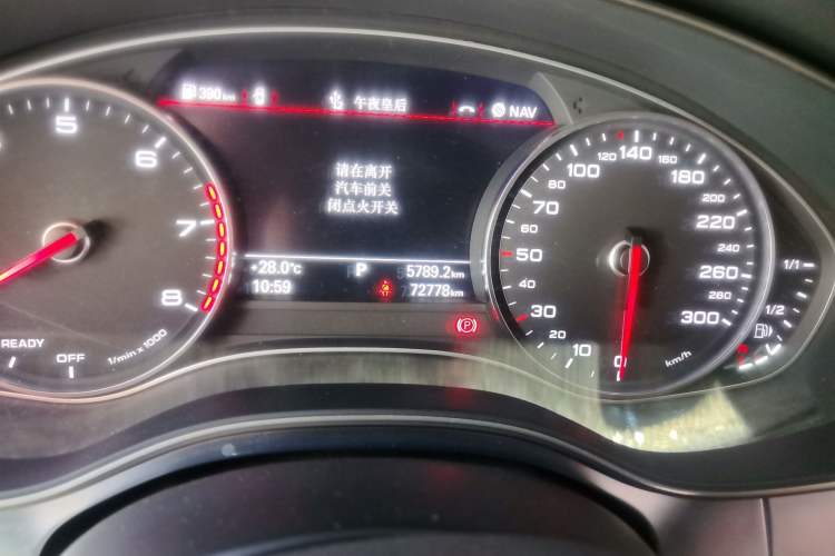 Used Audi A6L 2017 TFSI Technology Edition Odometer Close Up