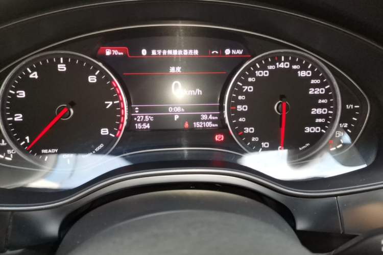 Used Audi A6L 2017 45 TFSI quattro Sport Edition Odometer Close Up