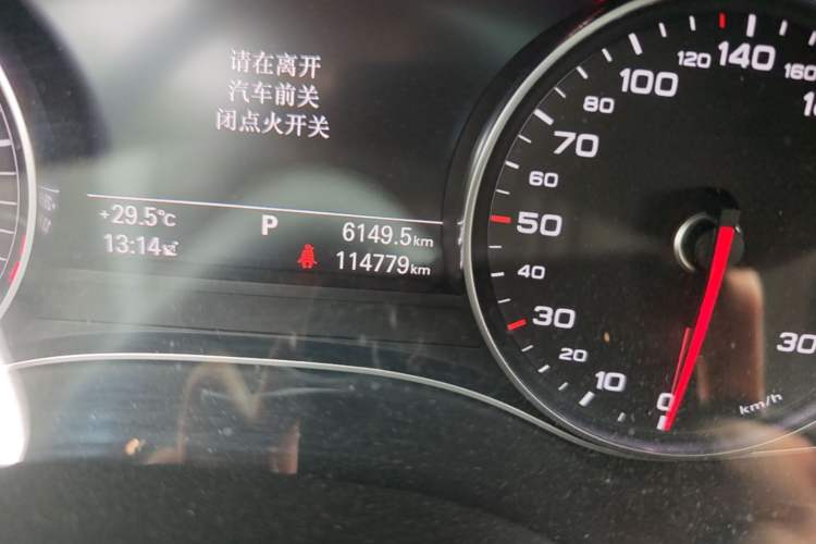 Used Audi A6L 2017 TFSI Technology Edition Odometer Close Up