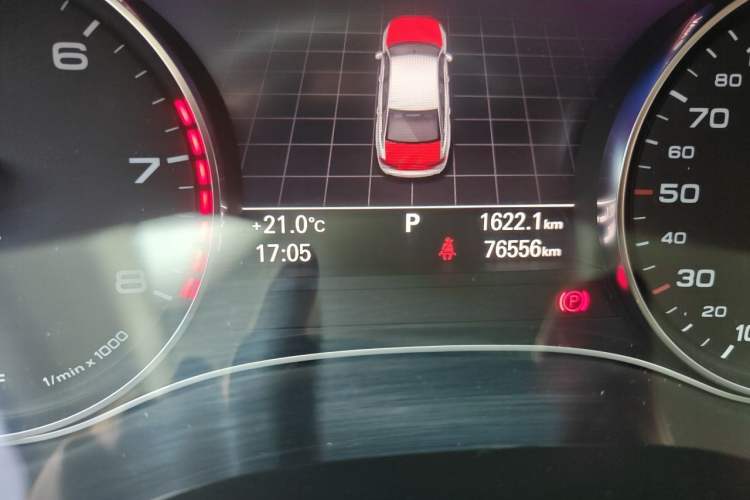 Used Audi A6L 2017 TFSI Technology Edition Odometer Close Up