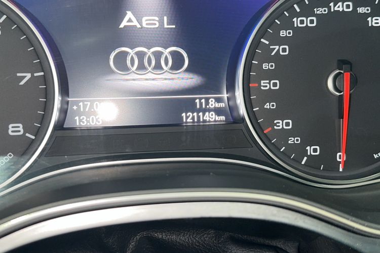 Used Audi A6L 2017 45 TFSI quattro Sport Edition Odometer Close Up