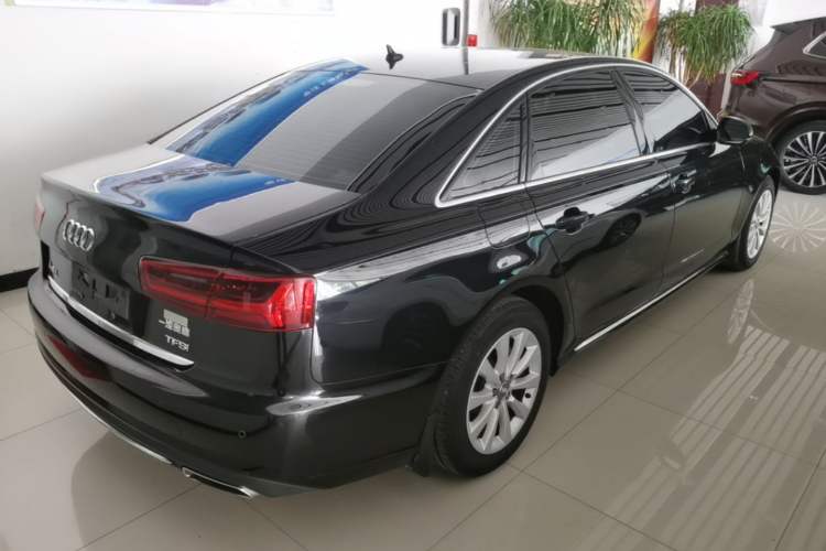Used Audi A6L 2017 TFSI Technology Edition Rear Right 45 Deg