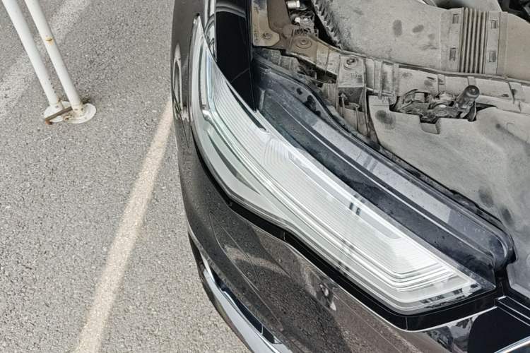 Used Audi A6L  Right Front Headlight