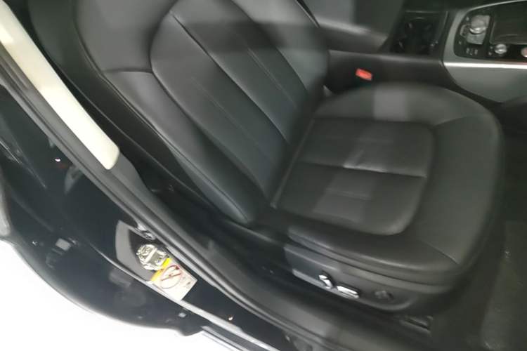 Used Audi A6L 2017 TFSI Technology Edition Right Front Seat