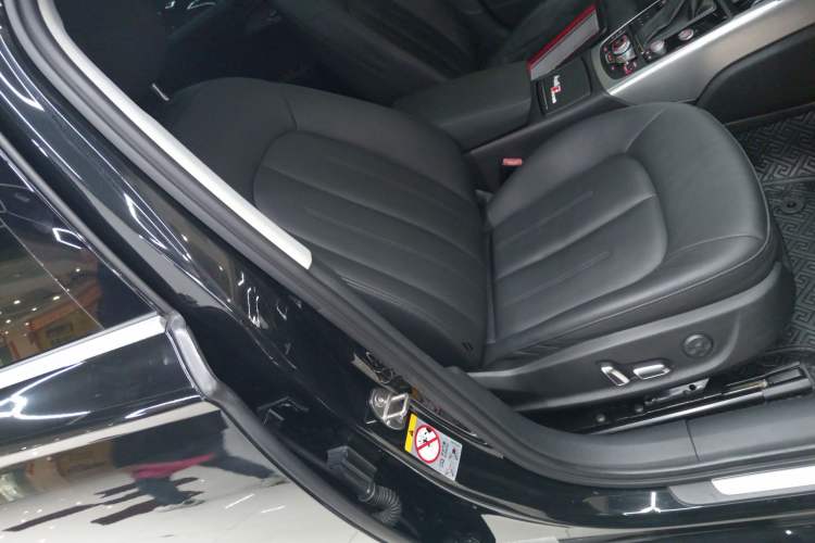 Used Audi A6L 2017 45 TFSI quattro Sport Edition Right Front Seat