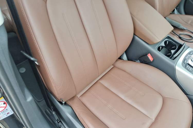 Used Audi A6L 2017 TFSI Technology Edition Right Front Seat