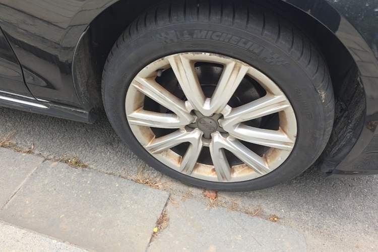 Used Audi A6L 2017 TFSI Technology Edition Right Front Wheel Hub