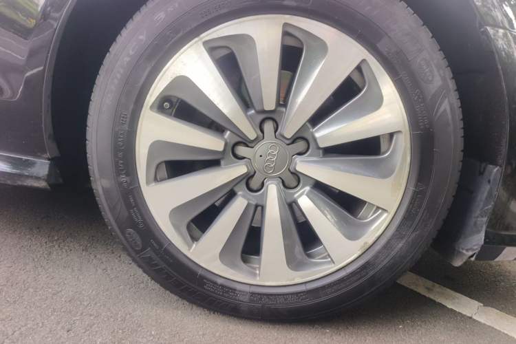 Used Audi A6L 2017 TFSI Comfort Model Right Front Wheel Hub
