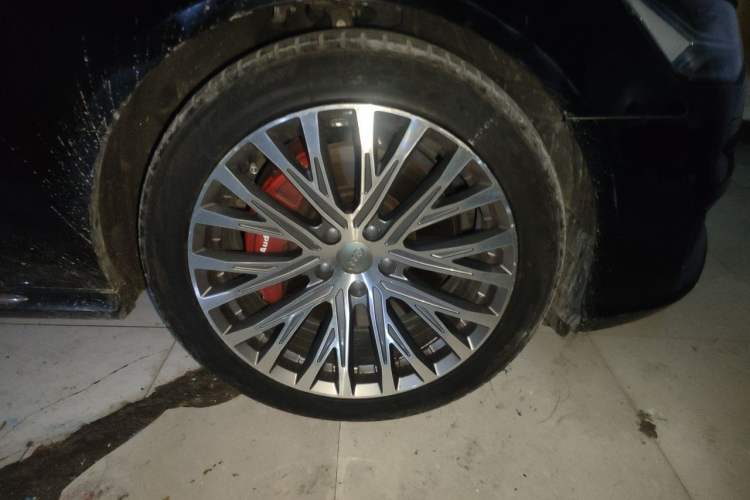 Used Audi A6L 2017 45 TFSI quattro Sport Edition Right Front Wheel Hub