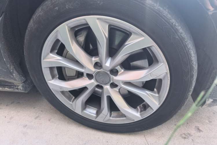 Used Audi A6L 2017 45 TFSI quattro Sport Edition Right Front Wheel Hub