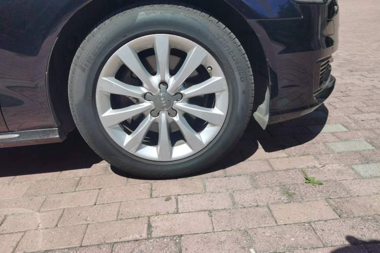 Used Audi A6L 2017 TFSI Technology Edition Right Front Wheel Hub