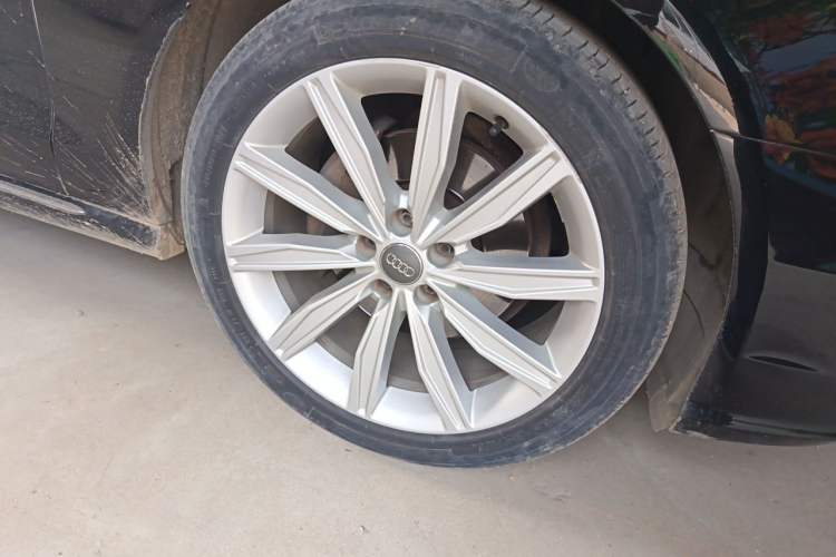 Used Audi A6L 2017 TFSI Technology Edition Right Front Wheel Hub