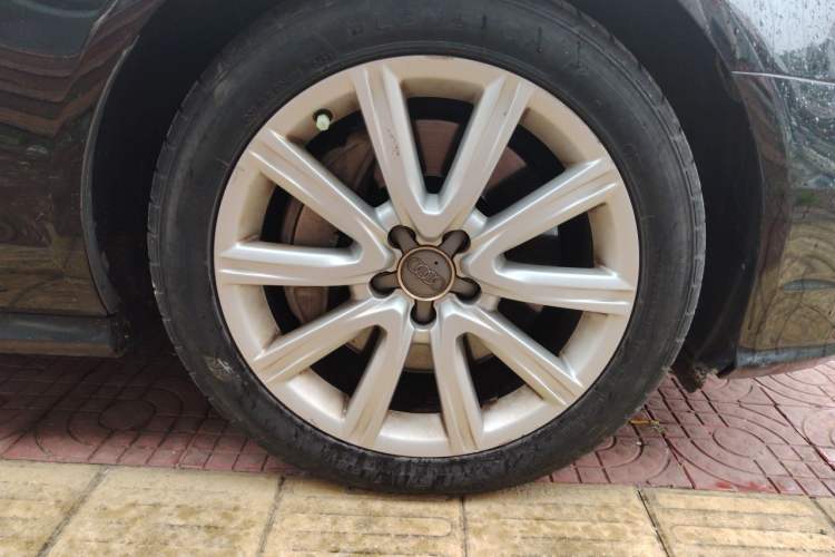 Used Audi A6L 2017 50 TFSI quattro Luxury Edition Right Front Wheel Hub
