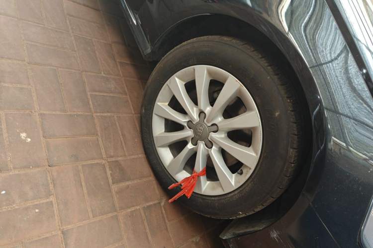 Used Audi A6L 2017 30 FSI Technology Model Right Front Wheel Hub