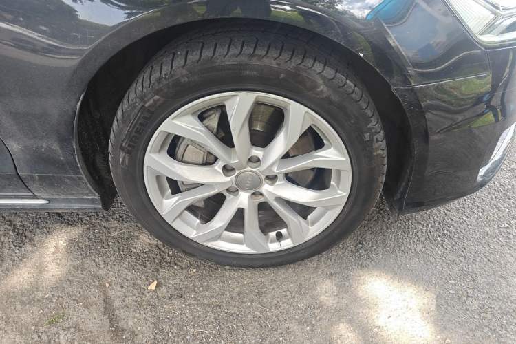 Used Audi A6L 2017 45 TFSI quattro Sport Edition Right Front Wheel Hub