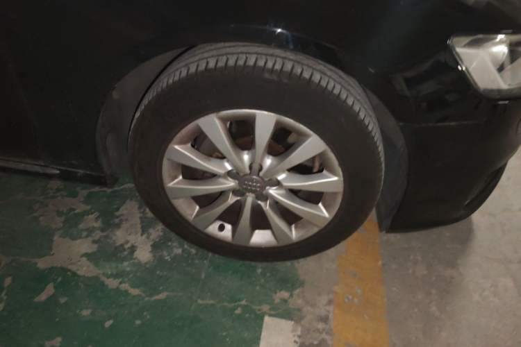 Used Audi A6L 2017 TFSI Technology Edition Right Front Wheel Hub