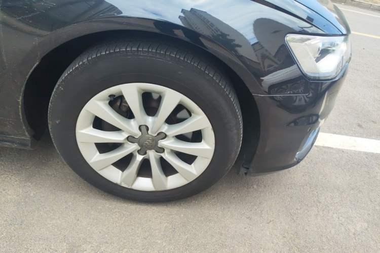 Used Audi A6L 2017 TFSI Technology Edition Right Front Wheel Hub