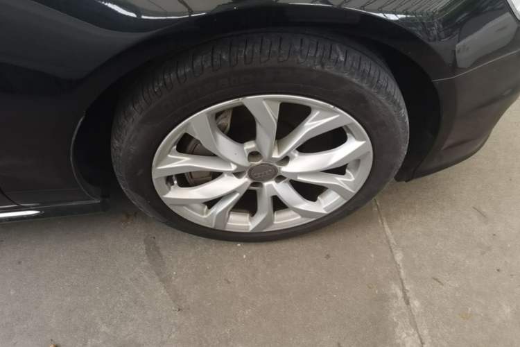 Used Audi A6L 2017 45 TFSI quattro Sport Edition Right Front Wheel Hub